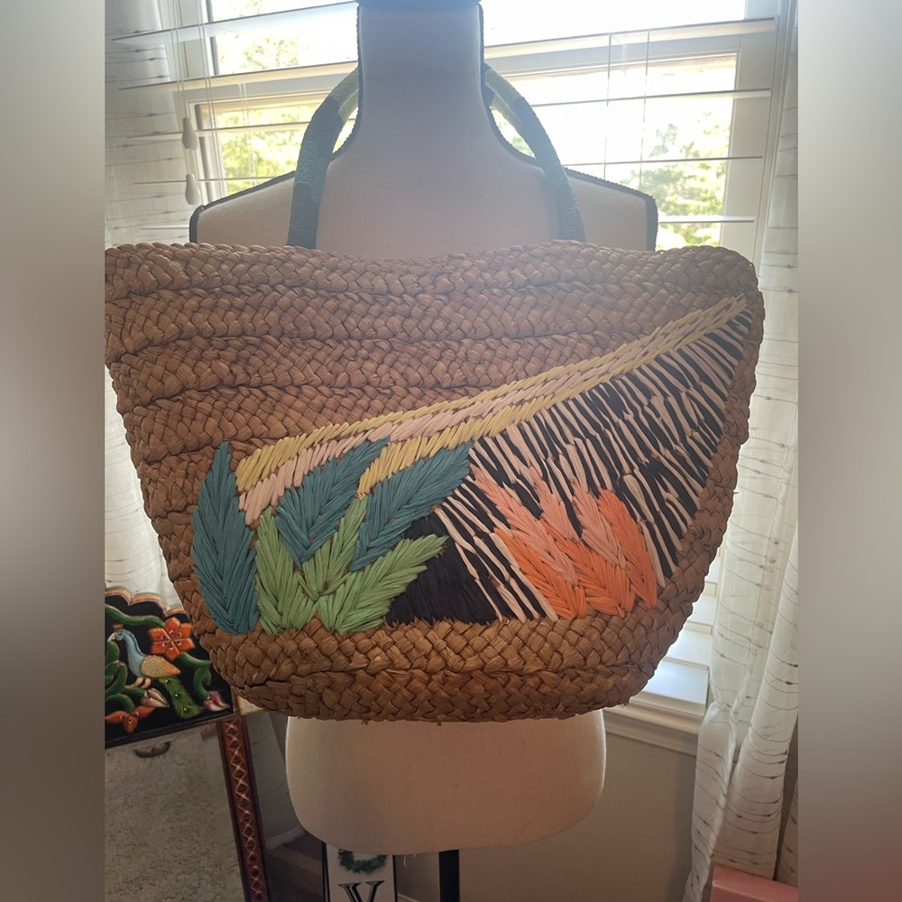 Tabitha Brown Womans Abstract Botanical Print Woven Straw tote